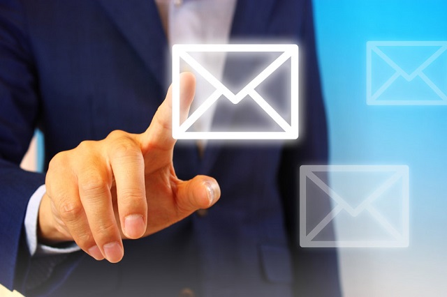 メールアドレス